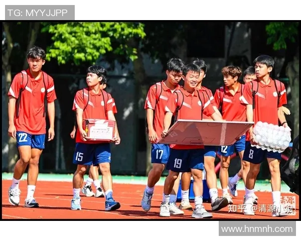 足球og的魅力与挑战探讨如何提升青少年足球水平与参与度 足球og的魅力与挑战探讨如何提升青少年足球水平与参与度